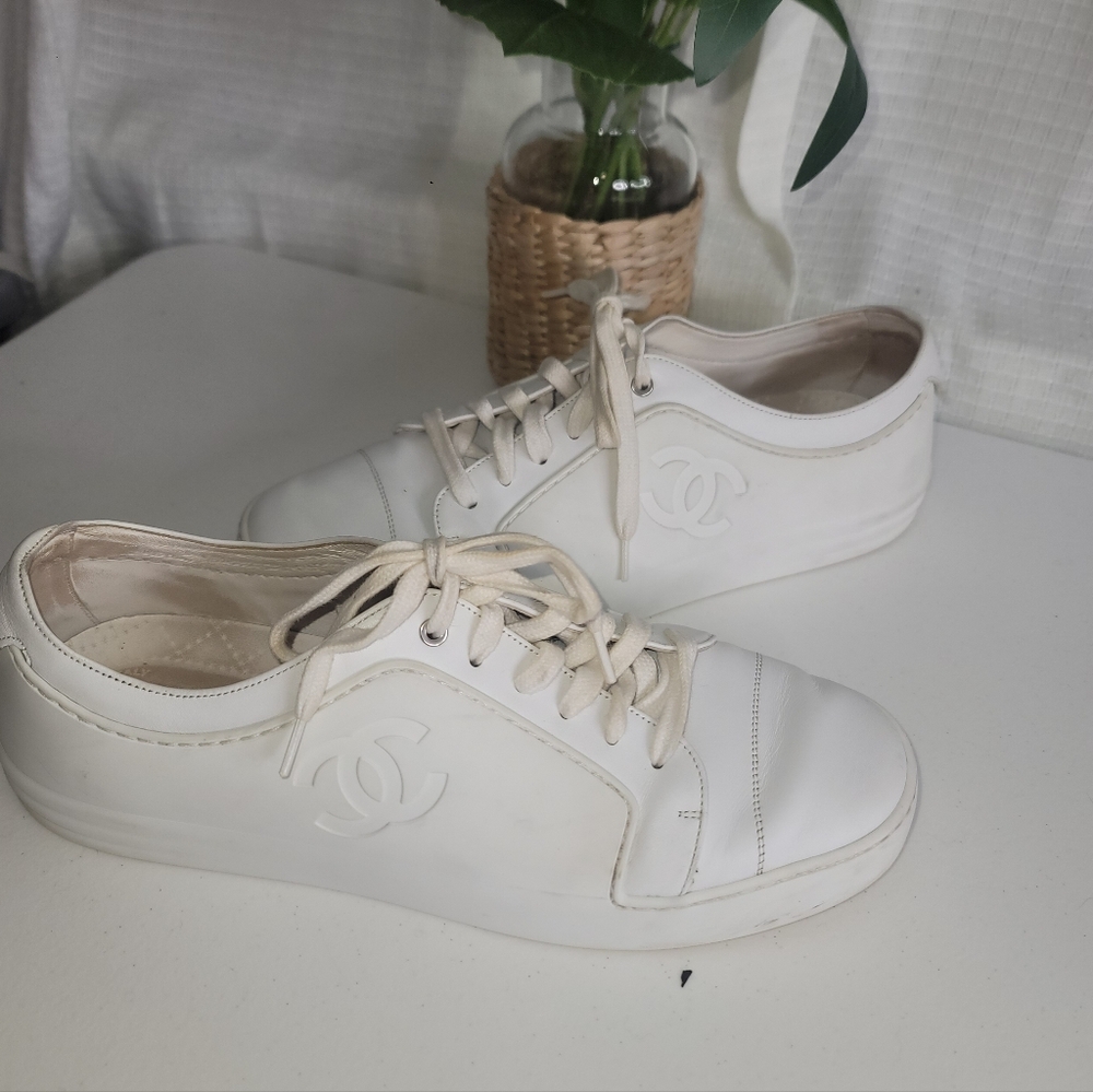 Chanel Leather trainers Size 41 - Picture 2 of 10